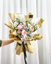 Load image into Gallery viewer, Prestige Bouquet To You (Peonies Roses Style Kraft Wrap To You)