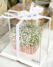 Load image into Gallery viewer, Cake Style Flower Money Box To You (Baby Breath Transparent Box Design)