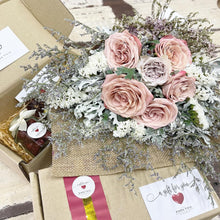 Load image into Gallery viewer, Premium Signature Bouquet To You (Cappuccino Roses Silver Leaf Design)
