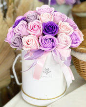 Load image into Gallery viewer, Everlasting Soap Flower Box To You - 33 Roses (Purple Design)