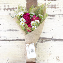 Load image into Gallery viewer, Premium Signature Bouquet To You (Red Roses Thalapsi Design)