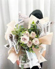 Load image into Gallery viewer, Premium Bouquet To You (Westminster Abbey Roses Style Loose Wrap Design)