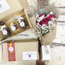 Load image into Gallery viewer, Signature Bouquet To You (Roses Red Silver Leaf Design)