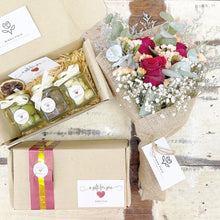 Load image into Gallery viewer, Signature Bouquet To You (Roses Red Silver Leaf Design)