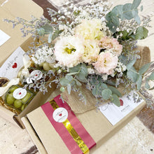 Load image into Gallery viewer, Signature Bouquet To You (Eustoma Champagne Design)
