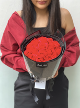 Load image into Gallery viewer, RUSSIAN WRAP Everlasting Soap Roses Bouquet To You - Russian Style 18 Red Roses
