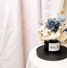 Load image into Gallery viewer, Special Edition Preserved Flower Box To You