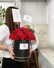 Load image into Gallery viewer, Everlasting Soap Flower Box To You - 33 Roses (Red Design)
