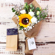 Load image into Gallery viewer, Signature Bouquet To You@Sunflower Design
