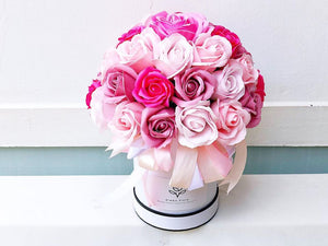 Everlasting Soap Flower Box To You - 33 Roses (Pink Design)