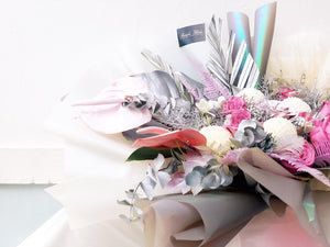 Prestige XL Bouquet To You (Garden Roses, Roses, Ping Ping, Anthurium, Pampas, Monstera, Palm & Assorted Dried Flowers)
