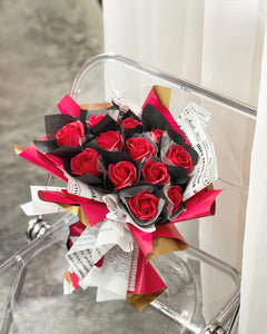 NEW WRAP***Everlasting Soap Roses Bouquet To You - Style of 12 Roses Fragrance Scent-12 Red Roses