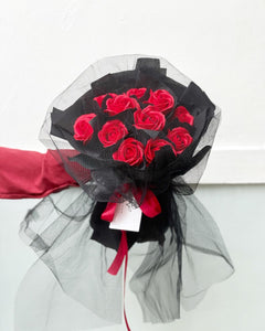 Lace Wrap Style***LACE WRAP Everlasting Soap Roses Bouquet To You-12 Red Roses