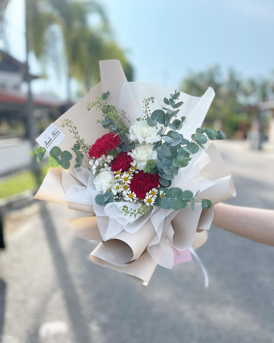 Prestige Wrap Bouquet To You ( Deep Red Carnation Design)