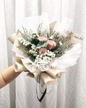 Load image into Gallery viewer, Prestige Bouquet To You (Cappuccino Roses &amp; Eucalyptus 3 Stalks Style Wrap )
