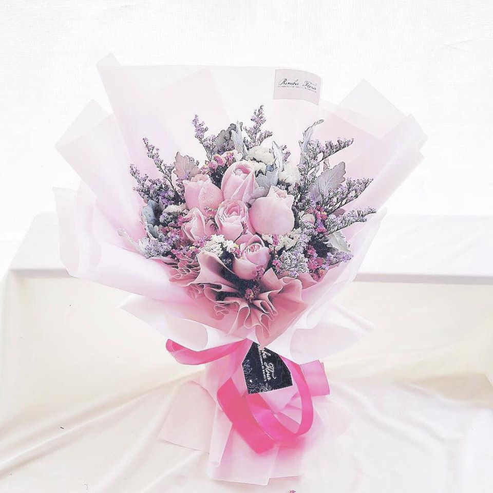 Prestige Wrap Bouquet (Roses, Silver Leaf, Wheat, Casphia)