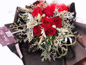 Prestige Bouquet To You (Roses, Silver Leaf, Wheat, Casphia)
