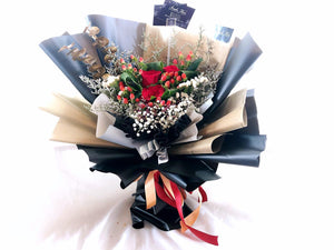 Prestige Bouquet To You (Roses, Pandanus, Casphia, Baby Breathe)