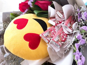 Prestige Emoji Bouquet To You (Emoji, Kit Kat, Roses, Pandanus, Casphia, Baby Breathe)
