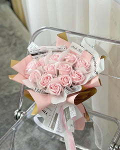NEW WRAP***Everlasting Soap Roses Bouquet To You - Style of 12 Roses Fragrance Scent-12 Soft Pink Roses