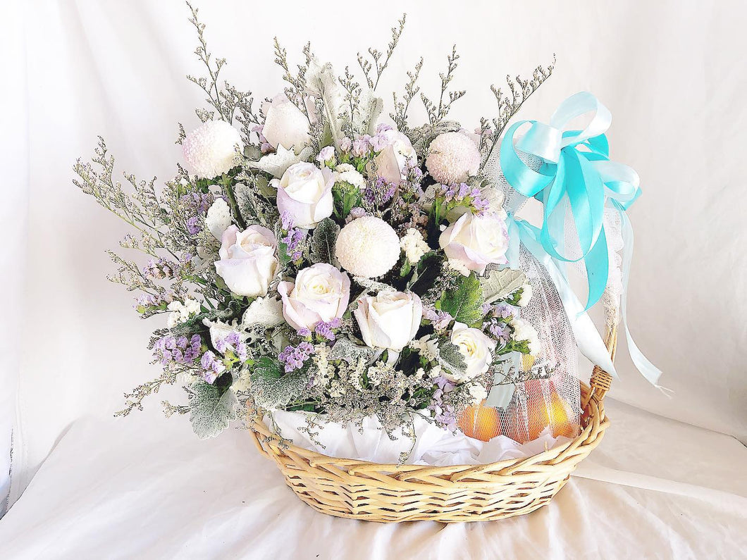Premium Fruits Flower Basket To You (Blusih White Design To You)
