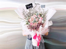 Load image into Gallery viewer, Prestige Wrap Roses To You (9 Pink Roses Pink Wrap)
