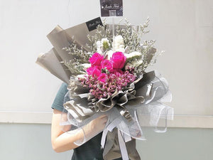 Prestige Wrap Roses To You (6 Cherry Pink Roses Grey Wrap)