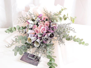 Prestige Money Flower Bouquet To You : Roses, Casphia, Statice, Eucalyptus, Baby Breathe