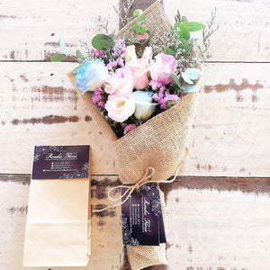 Signature Bouquet To You (Eustoma Mix Colors Design)