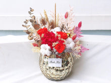 Load image into Gallery viewer, Preserved Flowers Vase To You (3 Roses + Hydrangea Design Red Gold)

