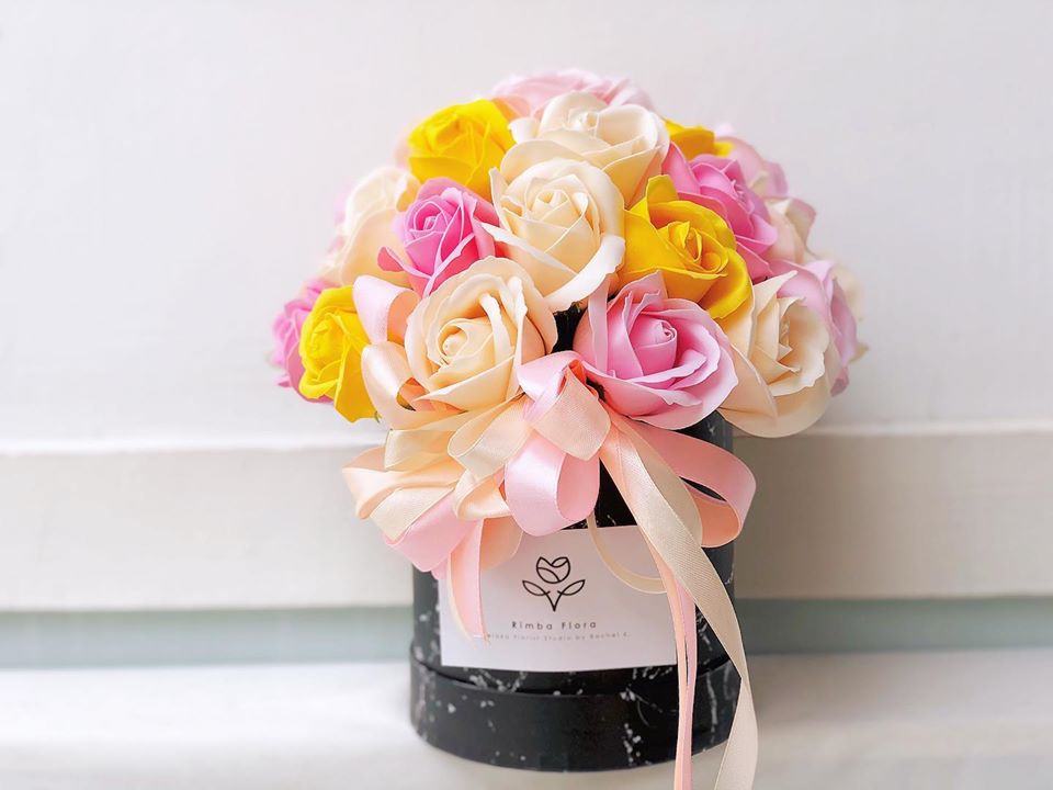 Everlasting Soap Flower Box To You- 33 Roses (Champagne Pink Theme)