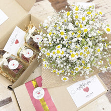 Load image into Gallery viewer, Premium Signature Bouquet To You : Chamomile &amp; Baby Breath
