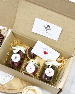 Signature Gift Box To You (Caring Series Collection)