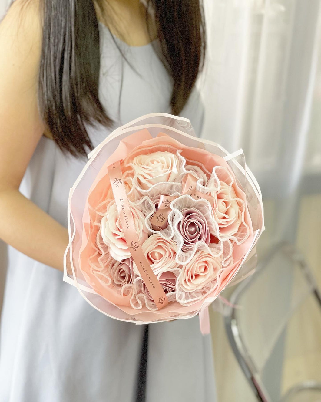 BIGGER ROSE ***RUSSIAN WRAP Everlasting Soap Roses Bouquet To You - Russian Style 12 Roses Fragrance Scent- 12 Ombre Pink