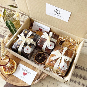 Signature Gift Box To You (Handmade Cake Series Collection)