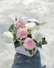 Load image into Gallery viewer, Signature Handy Stylish To You (Lady Pink Carnation Design)
