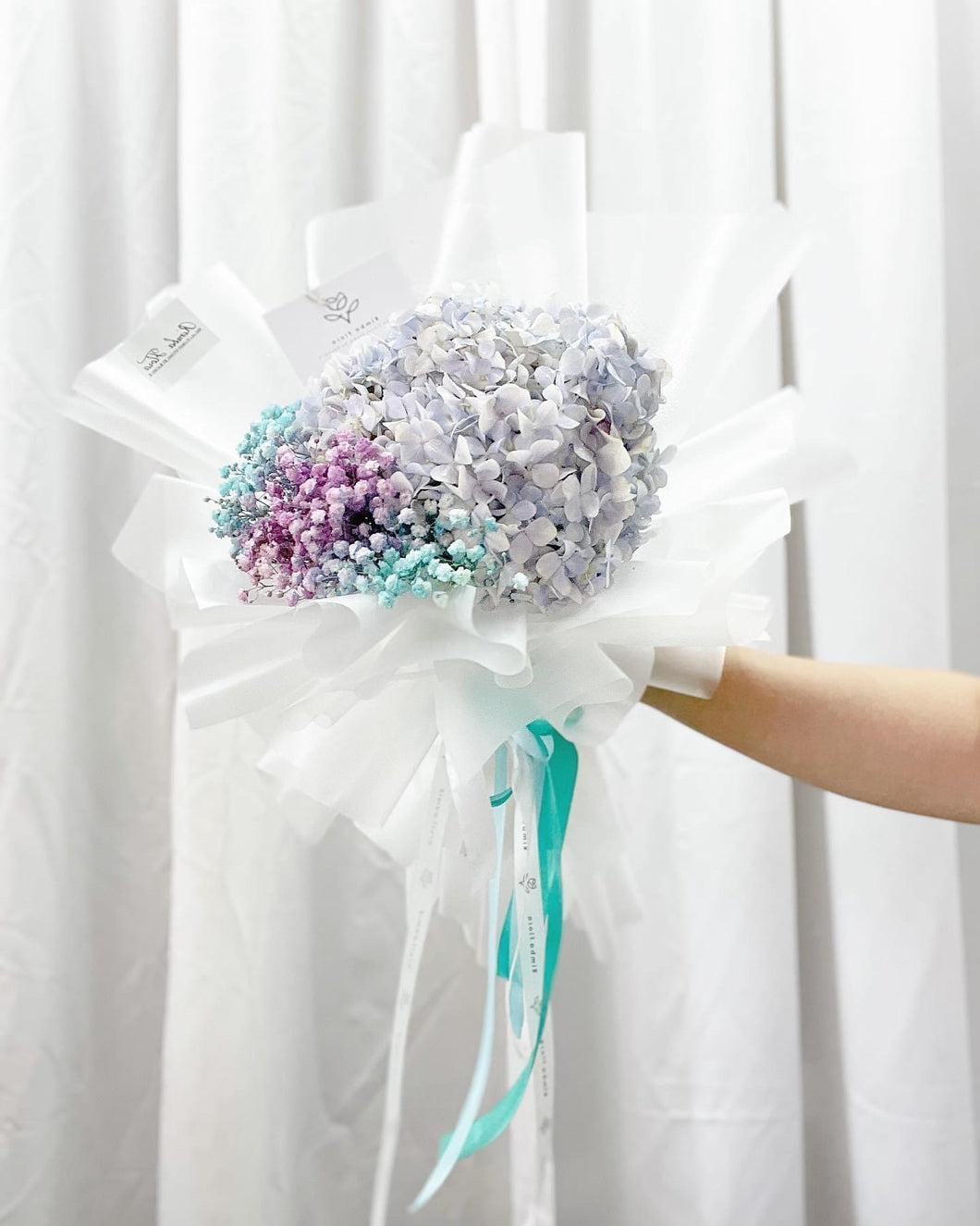 Prestige Bouquet To You (Hydrangea Baby Breath Design)(Standard Size)
