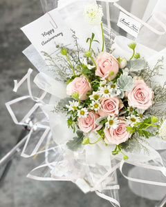 Prestige Bouquet To You  (Pink Roses Hana White Design) (Small 3 Roses)