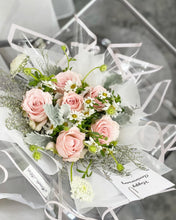 Load image into Gallery viewer, Prestige Bouquet To You  (Pink Roses Hana White Design) (Small 3 Roses)
