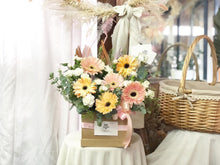 Load image into Gallery viewer, Flower Box To You  (Daisy Warm Pastel Mix Design)
