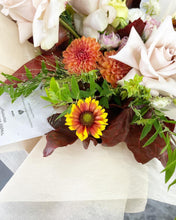 Load image into Gallery viewer, Premium Prestige Bouquet To You  (Quicksand Roses And Dahlia Design)(Standard  Size)
