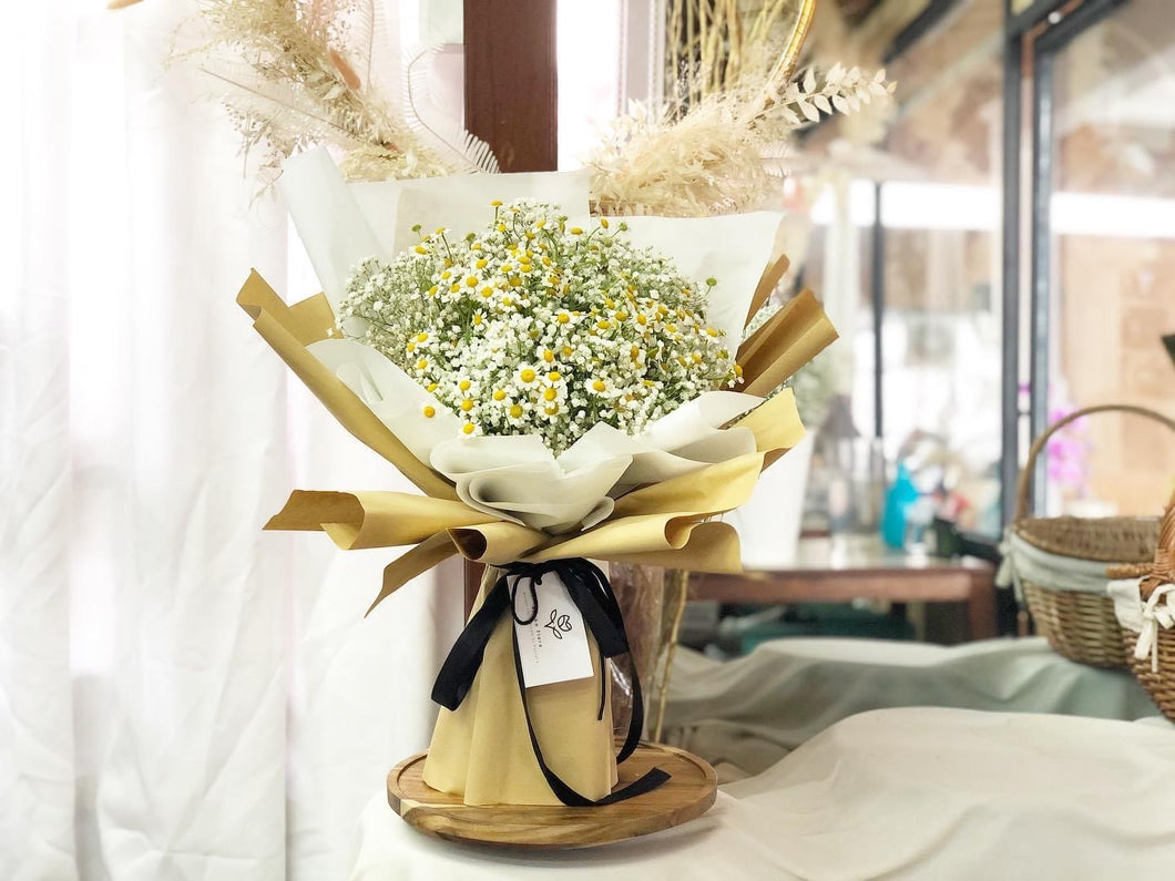 Prestige Bouquet To You  (Chamomile Baby Breathe Kraft Wrap Design-Medium Size)