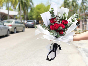 Premium Bouquet To You (Red Roses White Elegance Wrap Bouquet To You)