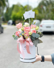 Load image into Gallery viewer, Flower Box To You  (Pink White Roses Soft Design)
