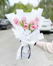 Load image into Gallery viewer, Prestige Bouquet To You (Tulip Pink Series)
