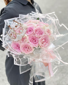 Prestige XL Bouquet To You (Round Ethiopian Pink White 33 Roses)