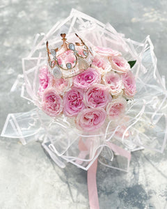 Prestige XL Bouquet To You (Round Ethiopian Pink White 33 Roses)