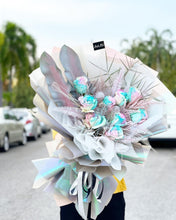 Load image into Gallery viewer, Prestige XXXL Bouquet To You ( Roses Marshmallow Design)
