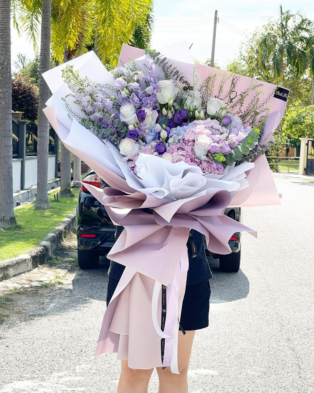 Prestige XXL Bouquet To You (Purple Lover Flowers Design)