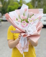 Load image into Gallery viewer, Prestige Bouquet To You (Tulip Pink Series Pink Wrap)
